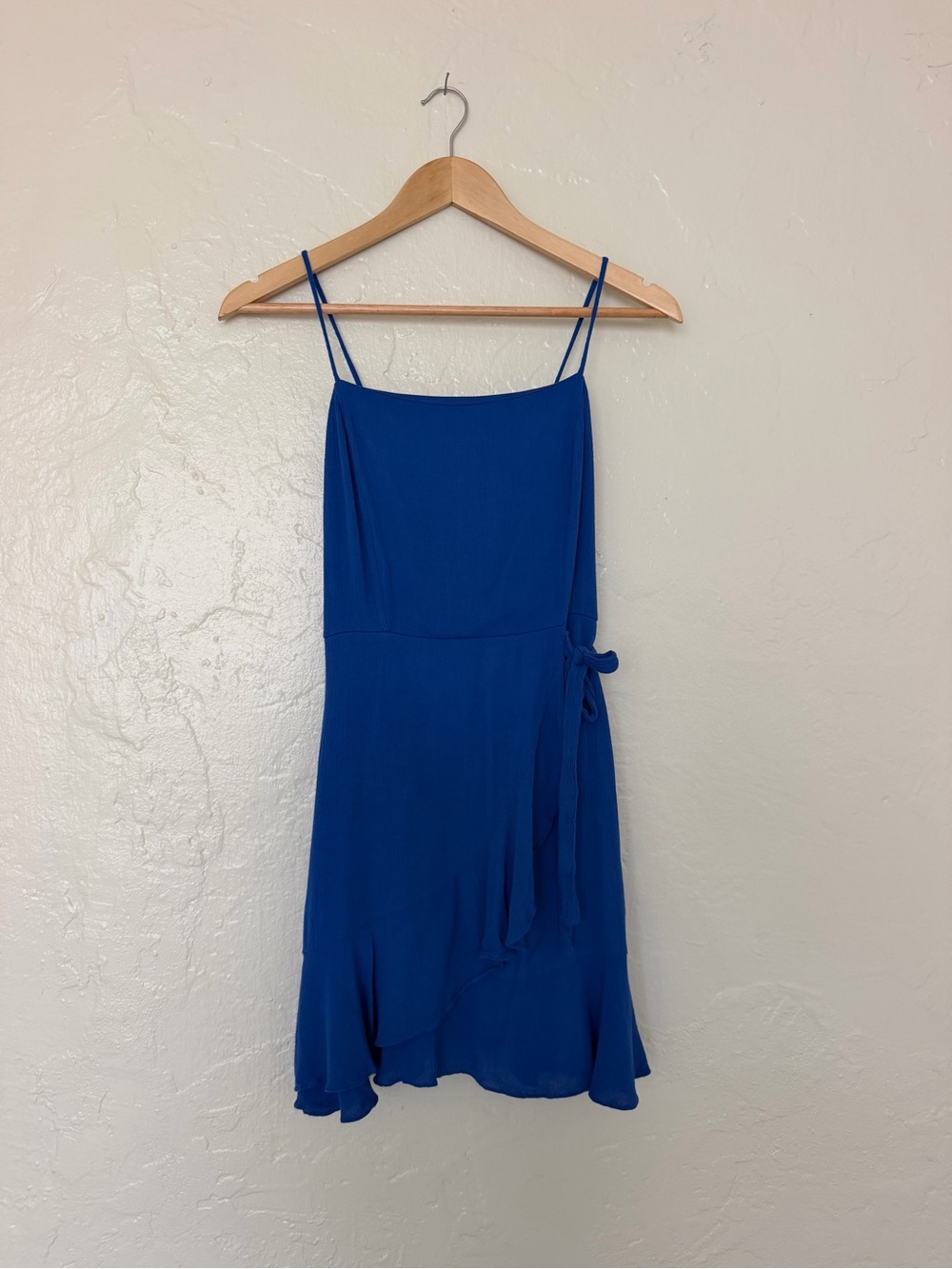 Altar’d State royal blue dress
